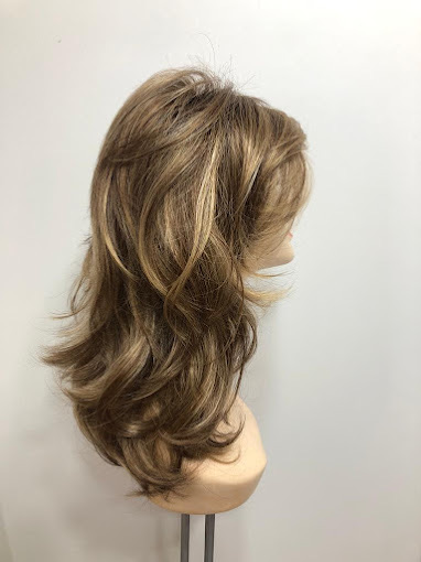 Peluca rubia con ondas