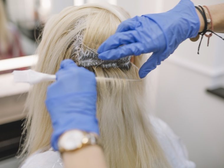 Trabajo de color y mechas